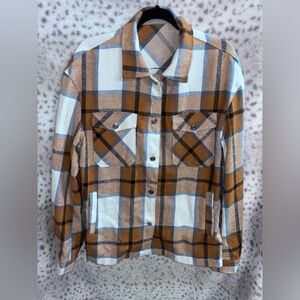 WOMENS BUTTON UP SHACKET